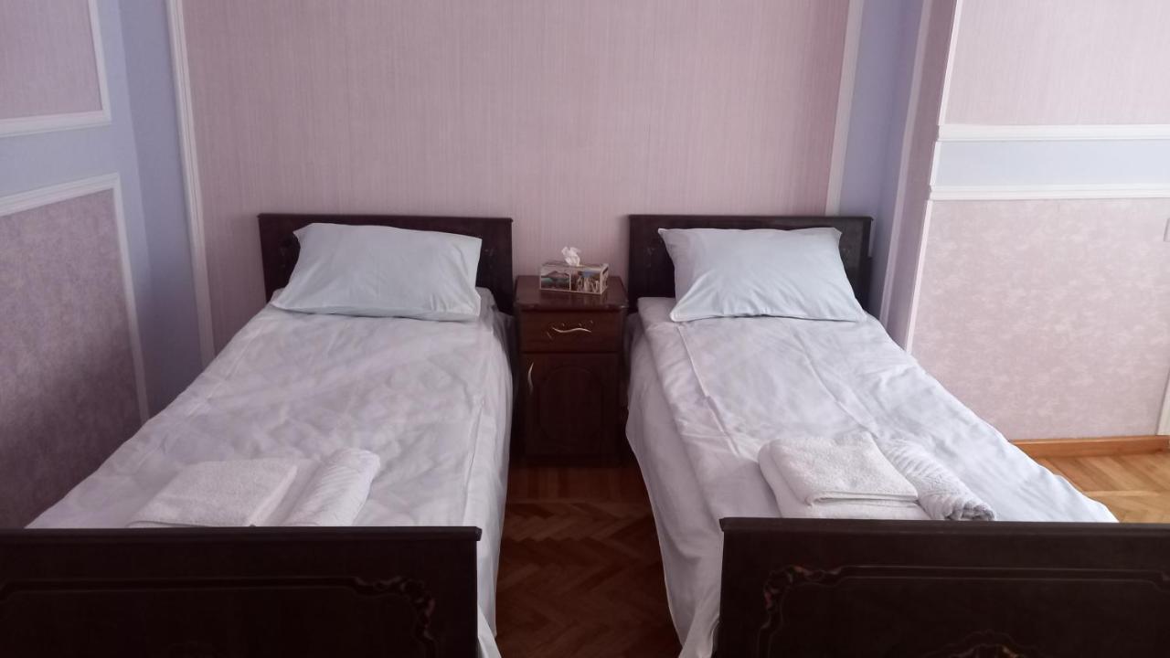 Baleni Apartment Sisian Екстериор снимка